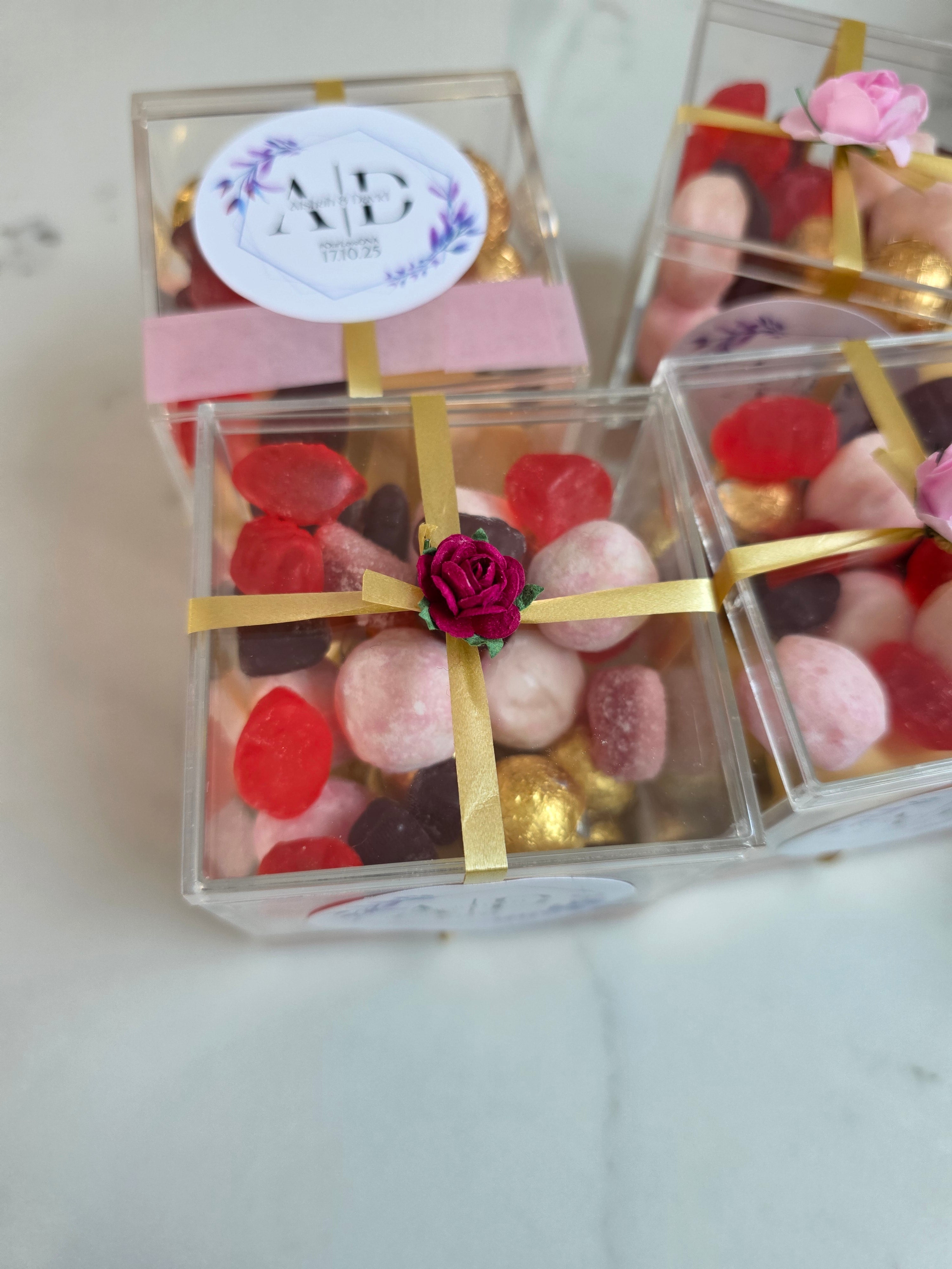 Personalised Wedding Favour Sweet Boxes UK | Halal & Vegan | Sweetz Boxes